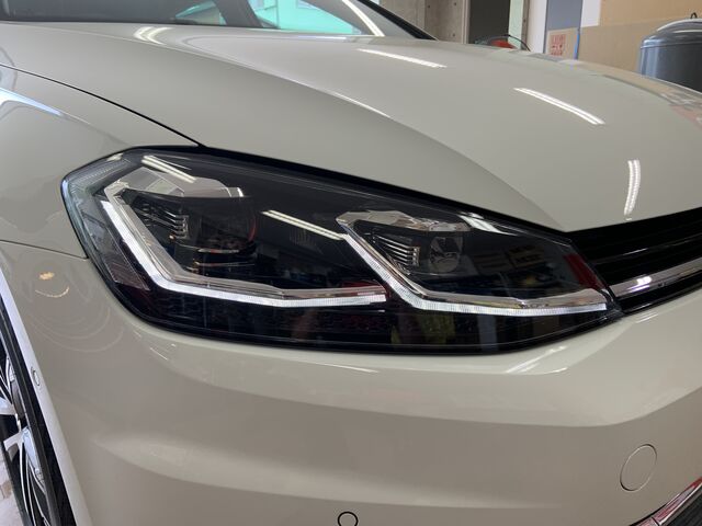 DIAMONDSWELLヘッドライトプロテクションフィルム